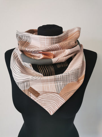 CEVASTA RUTICA ČRTE IN KROGI